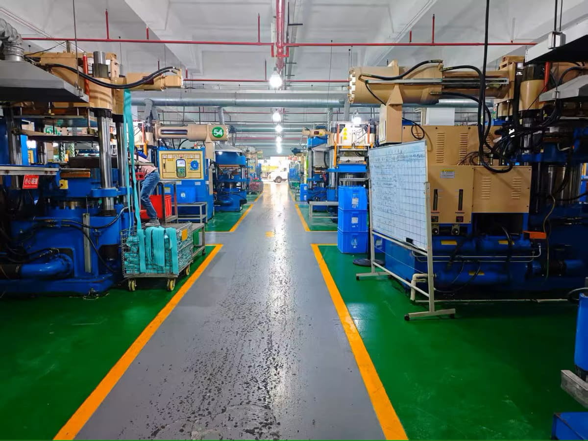 Modern warehouse with efficient inventory management