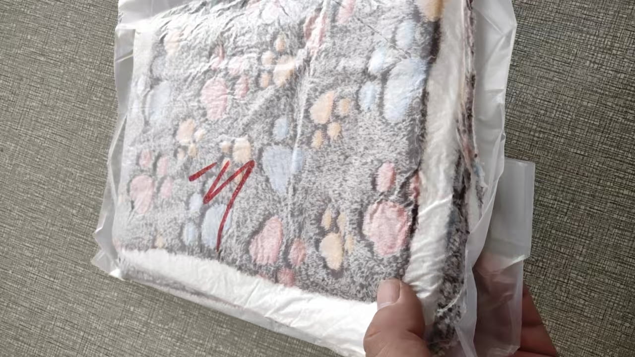 Vacuum Compression Packaging for Pet Blankets