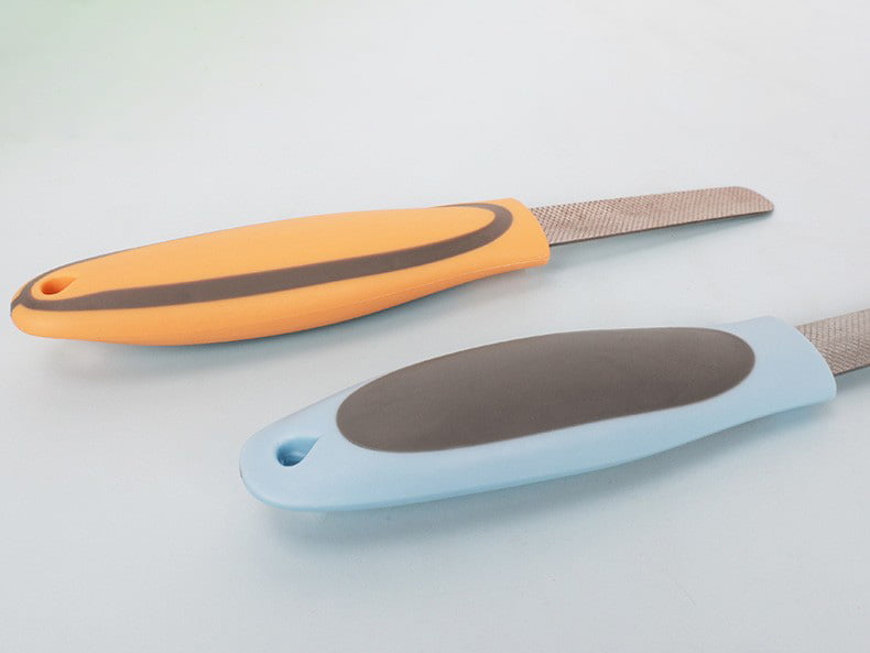 Pet nail file featuring ergonomic anti-slip TPR handle
