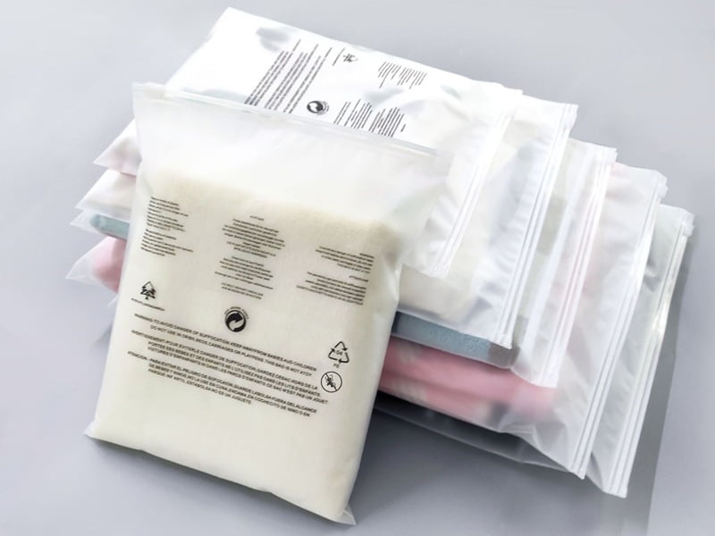 Retail Ready Packaging for Premium Pet Coats