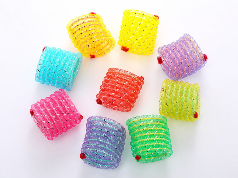 Colorful cat spring toys in different sizes and multipack formats