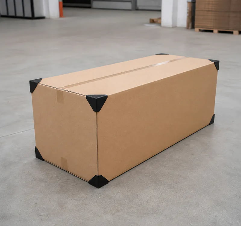 Cat tree export carton fitted with protective corner guards