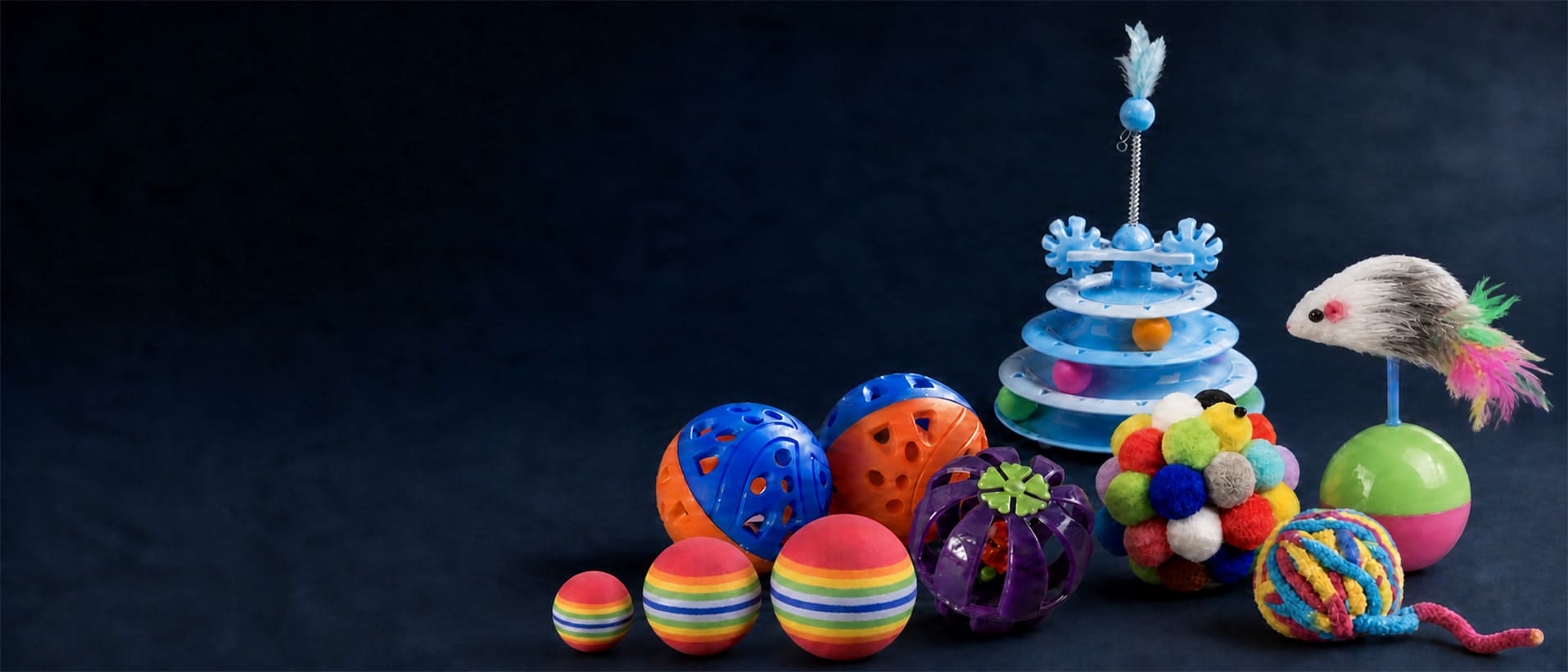 Wholesale cat balls in assorted materials and play styles